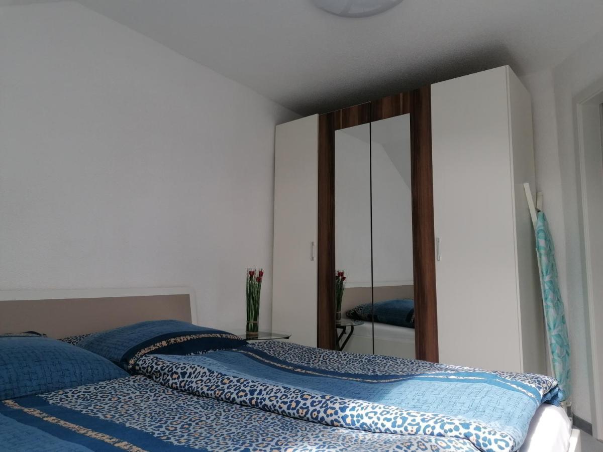 Apartment An Der Schweizer Grenze เลาเฟนเบิร์ก ภายนอก รูปภาพ